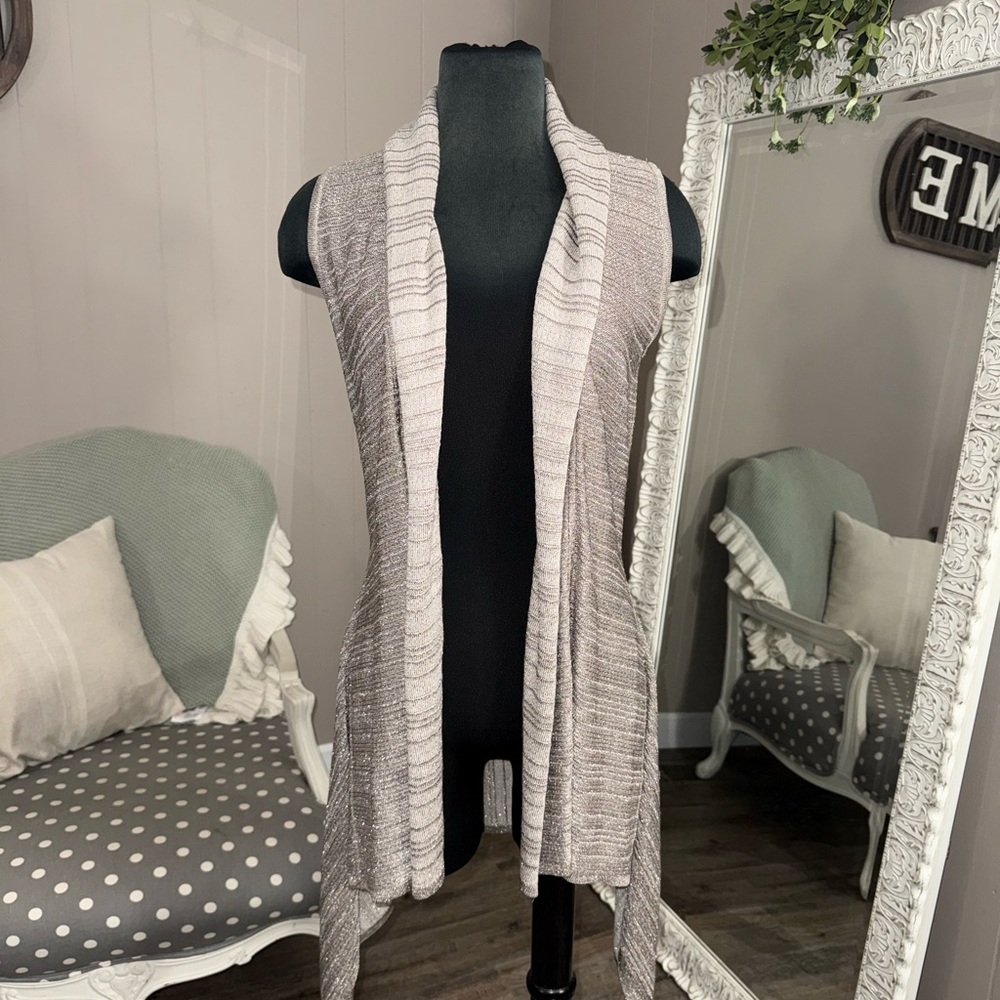 St. John • Metallic Silk Blend Sleeveless Drape Cardigan